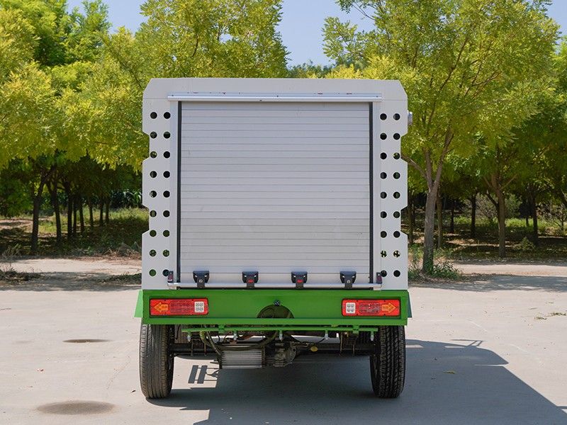 電動四輪高壓清洗車(1500L)Q6